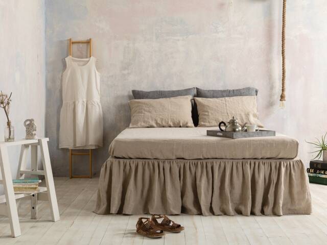 Linen Bed Skirt-Washed Linen Skirt-Ruffled Skirt-Shabby Chic Bedskirt-Available in Any Sizes - image 1