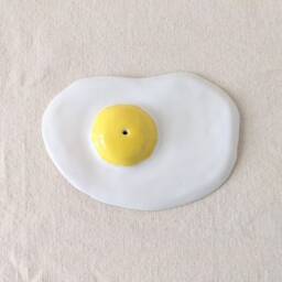 Sunny Side Up - Ceramic Egg Incense Holder - thumbnail 3