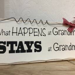 "Wooden Wall Sign, Plaque ""What Happens At Grandma's, Stays Grandma's" - thumbnail 2