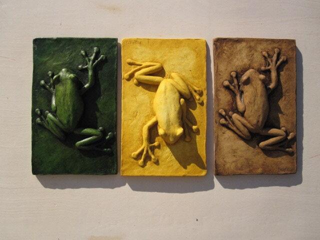 Tree Frog Wall Sculpture - Colorful Fine Art Tile, 4x6 - image 1