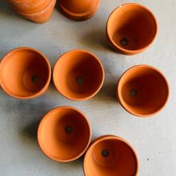 Vintage Terracotta Pots - Natural Clay Planters Drainage Hole Classic Design Earthenware Suitable For Succulents & Cacti - thumbnail 3
