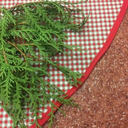 Handmade Tartan Christmas Tree Skirt Red Gray Rustic Decor - thumbnail 2