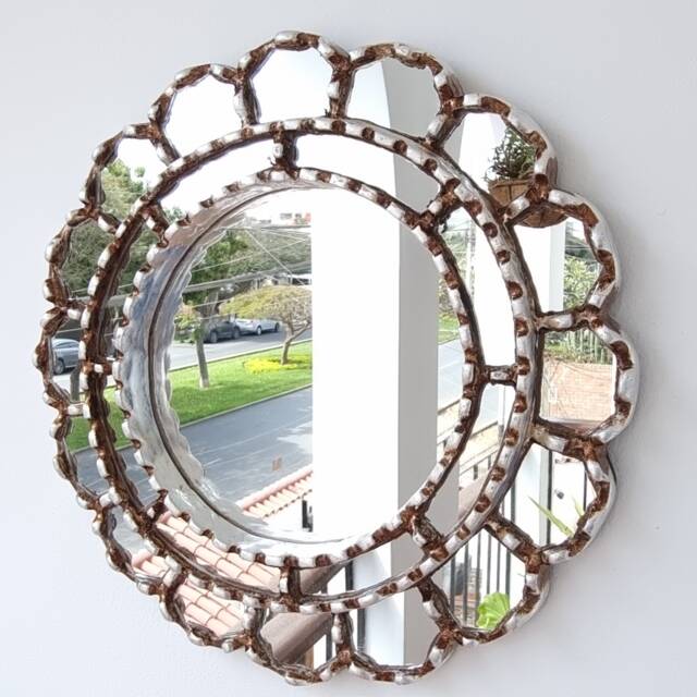 "Peruvian Mirrors ""Armoniosa 30cm Silver" - image 1