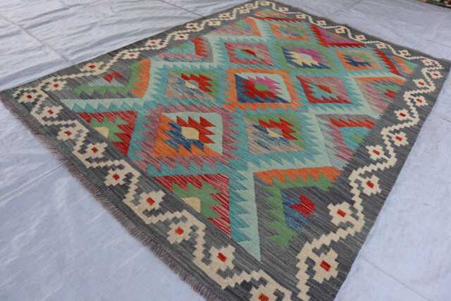 4'9x6'7 Ft New Maimana Kilim Rug, Afghan Tribal Flatweave Turkmen Oriental Rug, Vintage Rug For Bedroom, Livingroom - image 1