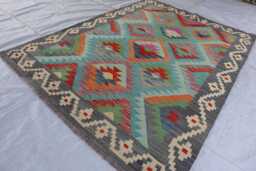 4'9x6'7 Ft New Maimana Kilim Rug, Afghan Tribal Flatweave Turkmen Oriental Rug, Vintage Rug For Bedroom, Livingroom - thumbnail 1