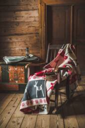 Christmas Deer Wool Blanket Reversible Plaid Throw, New Zealand - thumbnail 1