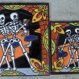 Talavera Mexican Tile Mosaic Day Of The Dead/Tiles Clay Catrin Drinking With He Friend - thumbnail 3