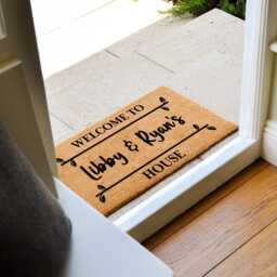 Custom Leaf Border Family Name Door Mat - Personalized Doormat Welcome Gifts For Couples Housewarming Gift Couple Rug - thumbnail 2