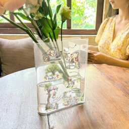 Pooh Bear Book Acrylic Vase, Winnie The Quote Aesthetic Clear Flower Lover Gift, Hundred Acre Wood Vase Decor - thumbnail 3