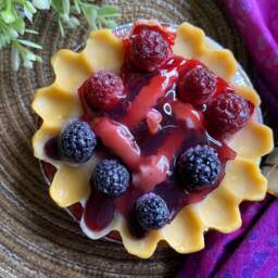 Blackberry Tart Candle - thumbnail 2