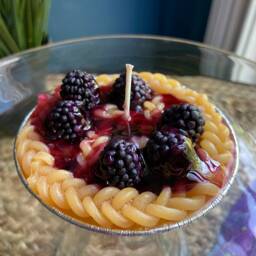 Blackberry Tart Candle - thumbnail 4