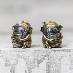 Hand Cast Brass Monkey Finger Puppet Mr. Monkeythumbs Designer Art Decor - thumbnail 1
