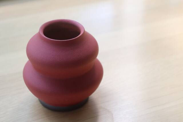 Handmade Ceramic Vase Home Decor Bud Japanese Style Red Holder Flowers - image 1