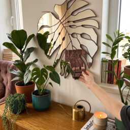 stained Glass Monstera Leaf Mirror Botanical Wall Decor - thumbnail 2