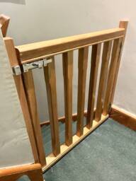 Solid Oak Stair Gate - thumbnail 4