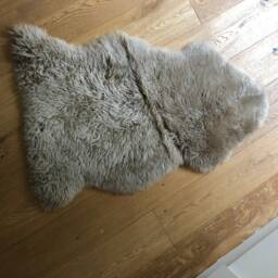 Sheepskin Rug , String Colour Neutral, Soft Pale Taupe Fur, Chair Cover Bed Single Sheepskin - thumbnail 3