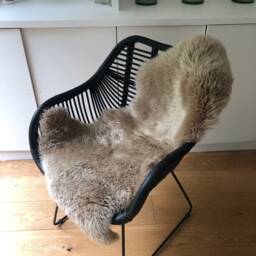 Sheepskin Rug , String Colour Neutral, Soft Pale Taupe Fur, Chair Cover Bed Single Sheepskin - thumbnail 2