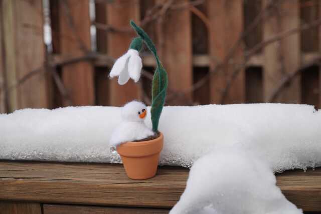 Melted Snowman & Snowdrop Flower in A Tiny Ceramic Pot Needle Felted Art Collectible - image 1