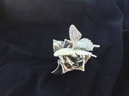 Butterfly & Rose Hand Cast in Lead Free American Fine Pewter Tucson, Arizona, Sculpted By Don Norris. Has Ring To Hang - thumbnail 4