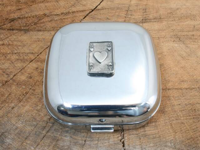Playing Cards & Poker Flip Up Alarm Clock Portable Quartz Movement Hearts Spades Clubs Flush Birthday Gift Ac - image 1