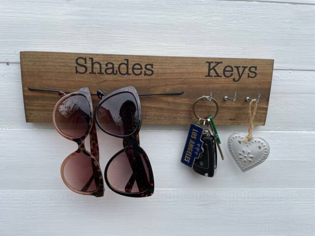 Rustic Wood Key & Sunglasses Hanger Wall Mounted Organizer - image 1