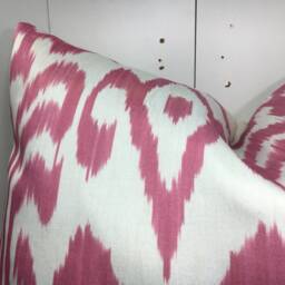 Silk Ikat Pillow Cover 24x24, Handwoven Decorative Cushion - thumbnail 2