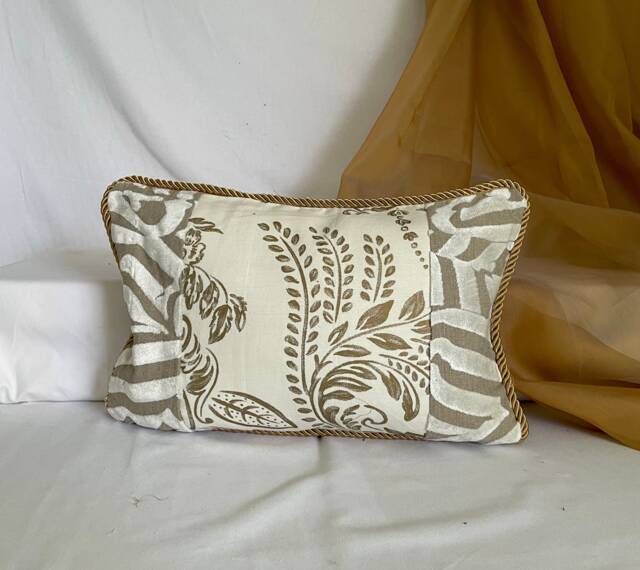 "Designers Guild Pillow Cover Bohemian White & Gold Cotton - 12""x 18" - image 1