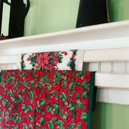 Quilt Rack With Shelf Distressed Wood Hanger, Blanket Display - thumbnail 2