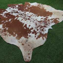 Natural Brown & White Cowhide Rug Luxury With Hair On Large Skin Floor Area Brazilian Cow For Home Decor - thumbnail 2