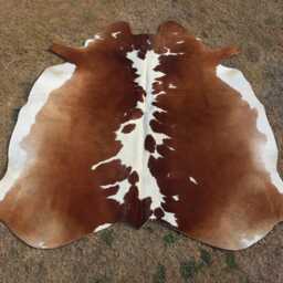 Natural Brown & White Cowhide Rug Luxury With Hair On Large Skin Floor Area Brazilian Cow For Home Decor - thumbnail 3