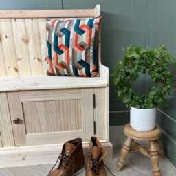 Monks Hallway Bench With Shoe Storage, Solid Wood 4Ft Seating Shaker Doors - thumbnail 4