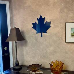 Metal Maple Leaf /Maple Wall Art/Home Decor Canadian Gift /Canadian Decor/ Souvenir /Toronto Leafs - thumbnail 2