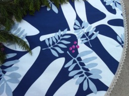 Christmas Home Decor Decoration Scandinavian Floral Tree Skirt Swedish Skirts - thumbnail 1