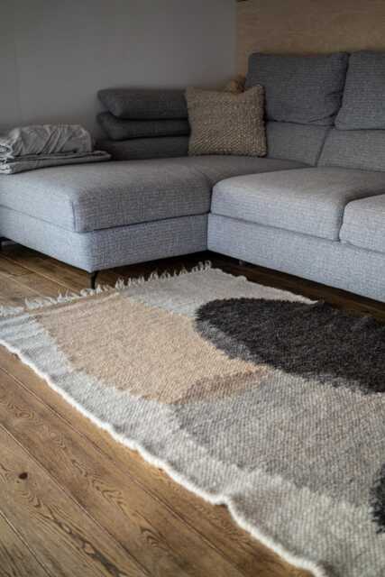Handwoven Wool Area Rug, Striped Mountain Stone Design, Organic Decor - 39.37 X 70.87'' - image 1