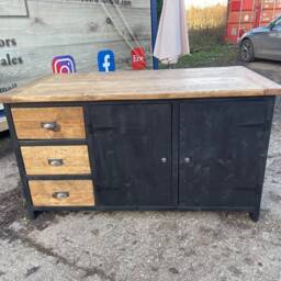 Rustic Farmhouse Bespoke Kitchen Island - thumbnail 4