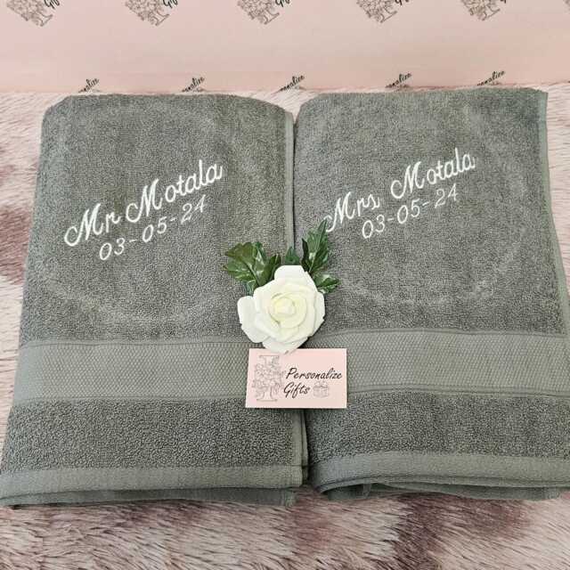 Mr & Mrs Wedding Bath Towels Large Set Of 2 Personalised Gift For Couples Nikah Embroidered Stitched With Name Bridal Shower Customised - image 1