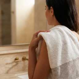 Soft Cotton Towel Set 4-Piece - High Absorbent Bath & Hand Towels Hotel Spa Quality - thumbnail 3