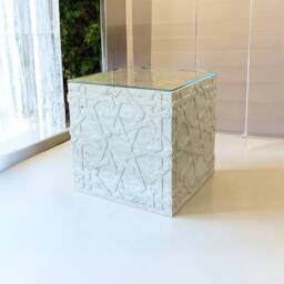 Seljuk Cube Side Table With Tempered Glass Top - Beige Travertine - 40x40 cm - 16x16 Inc
