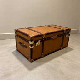 English Handmade Luxury Leather Coffee Table - Steamer Style Travel Chest - thumbnail 3