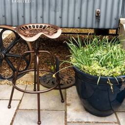 Industrial Cast Iron Steel Tractor Seat Stool Powder Coated Bar - thumbnail 3
