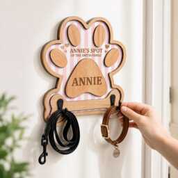Personalized Wooden Dog Leash Holder, Custom Name Paw Shaped Wood Wall Hook, Pink Stripe Pet Key Holder Decor, New Puppy Gift - thumbnail 2