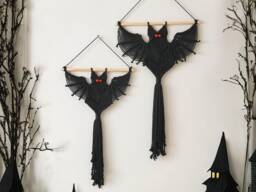 Macrame Gothic Bat, Dark Wall Art, Bat Ornaments, Gift, Decoration, Goth Aesthetic, Boho Bedroom, Decorations V12 - thumbnail 1