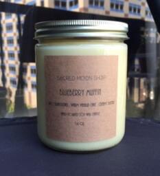 Blueberry Muffin Vegan Hand Poured Soy Wax Candle // 16 Oz. Reusable Glass Jar With Wooden Wick - thumbnail 2