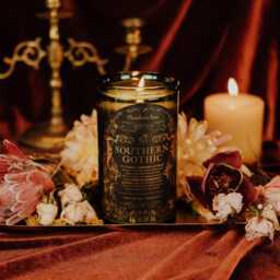 Southern Gothic - Floral & Earthy Scented Soy Candle - thumbnail 2