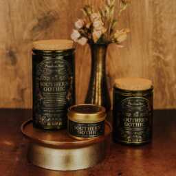 Southern Gothic - Floral & Earthy Scented Soy Candle - thumbnail 4