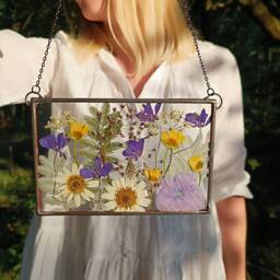 Dried Flower Bouquet in Handmade Stained Glass Frame, Suncatcher With Pressed Flowers - thumbnail 2