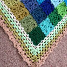 Crochet Unique Baby Boy Cot Blanket With Greens & Blues - thumbnail 3