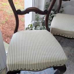 4 X Vintage, Upholstered Balloon Back Dining/Occasional Chairs - Sold As A Set - thumbnail 3