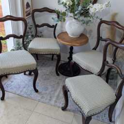 4 X Vintage, Upholstered Balloon Back Dining/Occasional Chairs - Sold As A Set - thumbnail 2