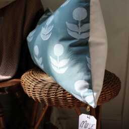 Hand Block Printed Blue Floral Linen Pillow Cover - Scandinavian Mid Century Decor - thumbnail 4